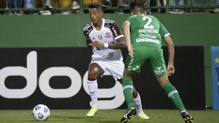Chapecoense x Flamengo: onde assistir, horário e escalações — Brasileirão