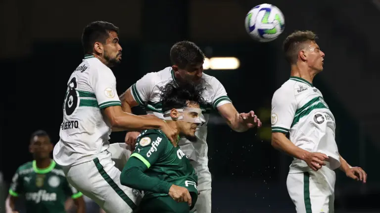 Coritiba x Palmeiras: onde assistir, horário e escalações — Brasileirão
